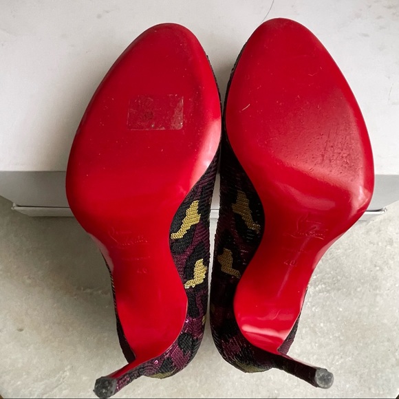 Authentic Christian Louboutin multicoloured leopard sequin Fifi pump (size 40) - Picture 7 of 11